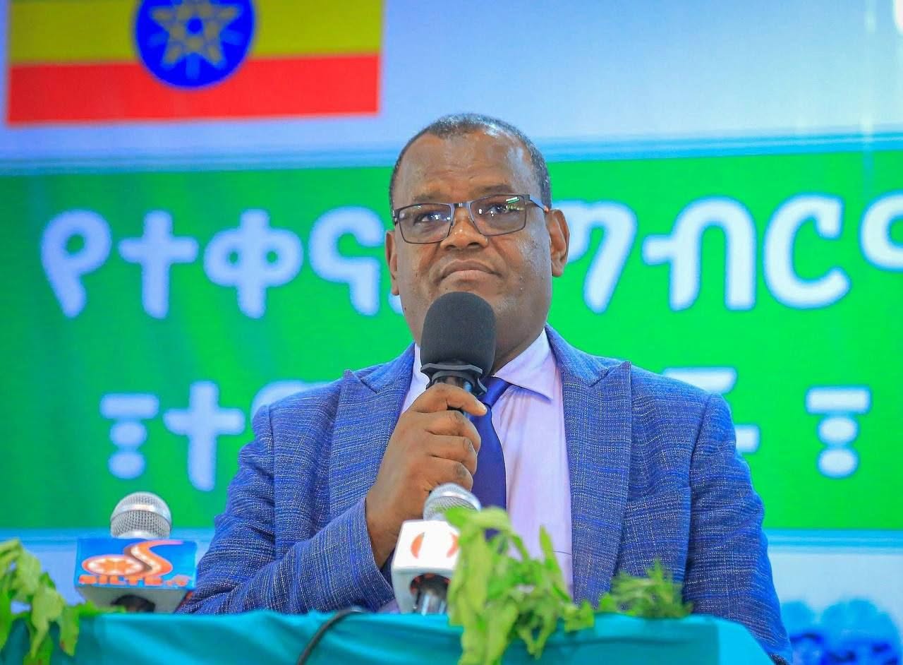 በክልሉ አዳዲስ የግብርና ኢኒሼቲቮች በላቀ ደረጃ በመፈፀም የአርሶአደሩን ተጠቃሚነት ማሳደግ ተችሏል - አቶ ኡስማን ሱሩር